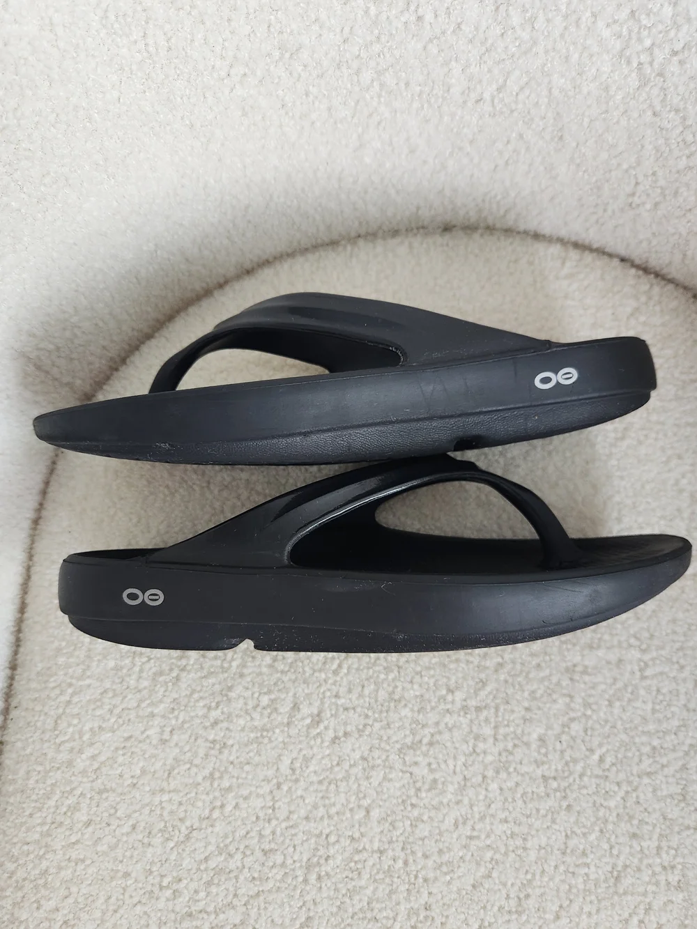 OOFOS OOlala Flip Flop - Women's Size 9